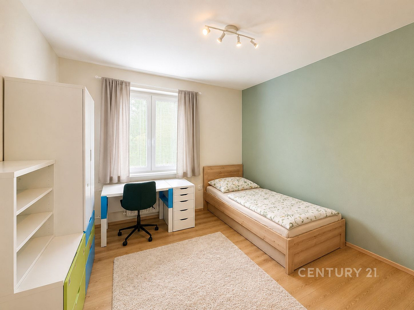 Pronájem bytu 2+1 55 m² — photo 3