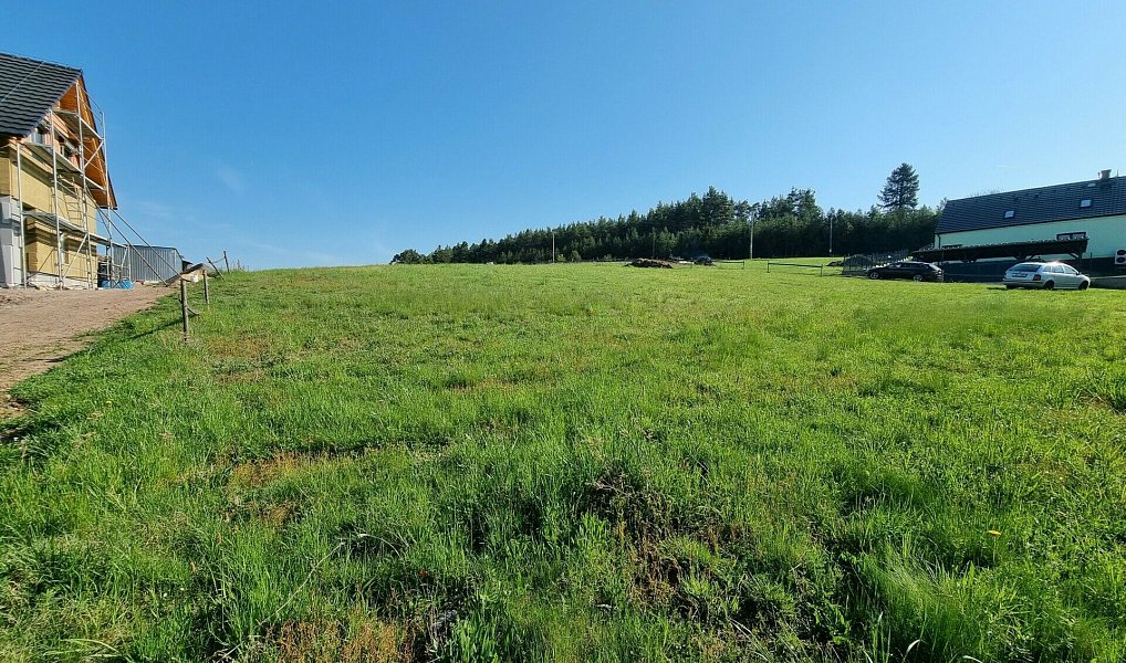 Prodej stavebního pozemku 2 183 m², Hluboš – náhled fotky 6