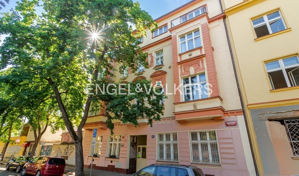 Pronájem komerčního objektu (jiného typu) 62 m², Praha – fotka 1 z 8