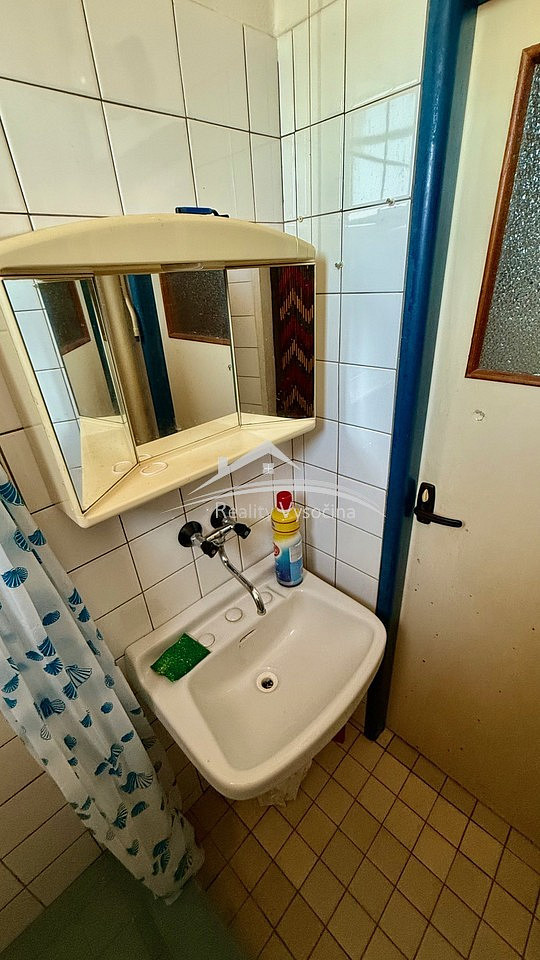 Pronájem bytu 1+kk 20 m² – fotografie 4