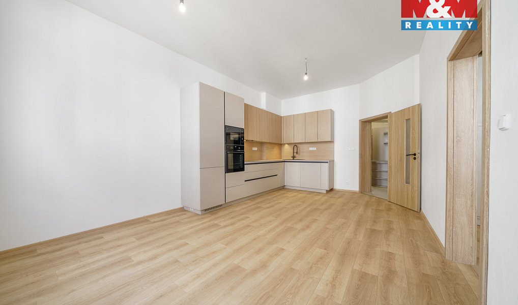Prodej bytu 3+kk 72 m², Karlovy Vary – náhled fotky 15