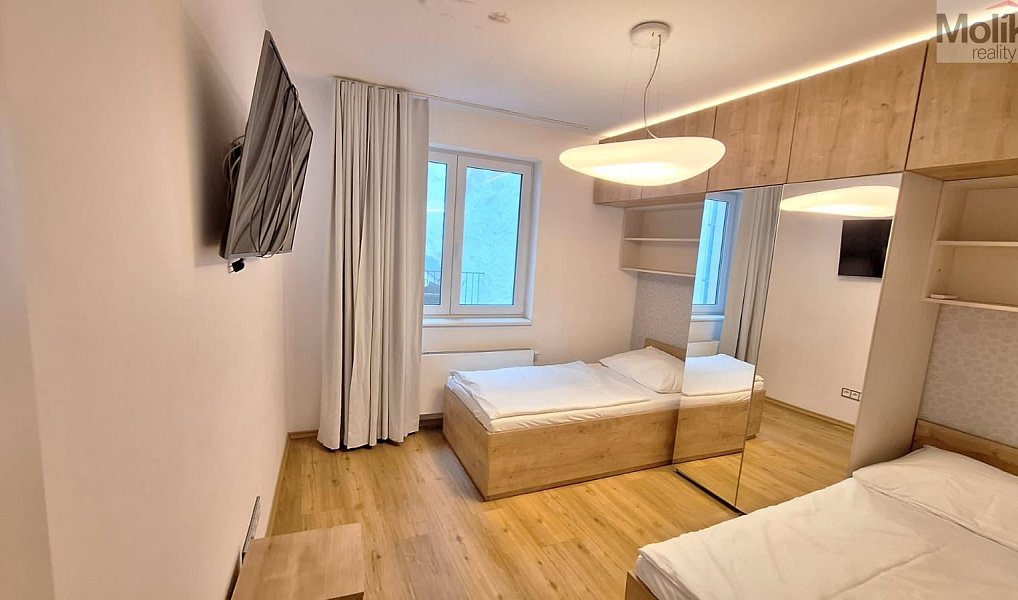 Prodej domu 425 m² s pozemkem 425 m², Teplice – náhled fotky 7