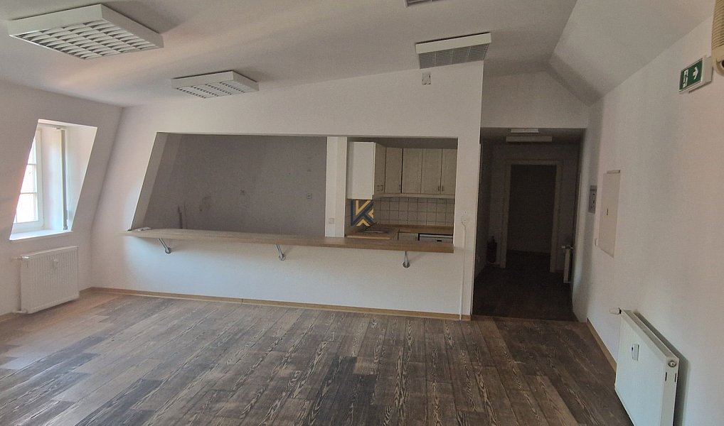 Pronájem kanceláře 131 m², Praha – náhled fotky 6