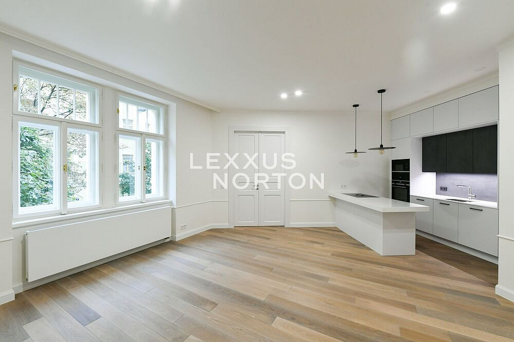 Pronájem bytu 4+kk 118 m², Praha
