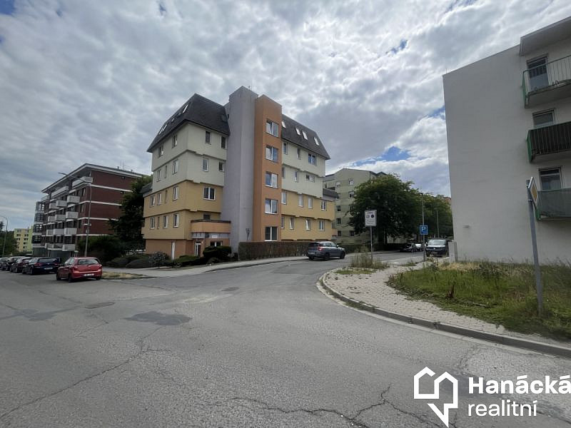 Pronájem bytu 2+kk 49 m² – fotografie 4