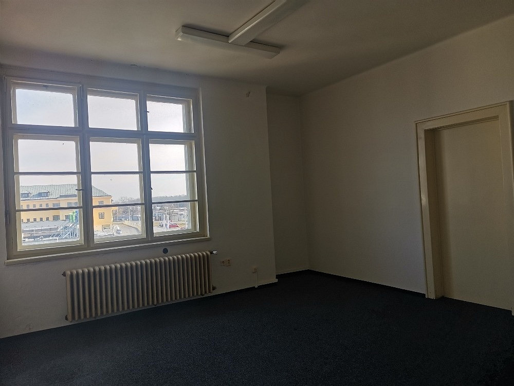 Pronájem kanceláře 27 m² – fotografie 5