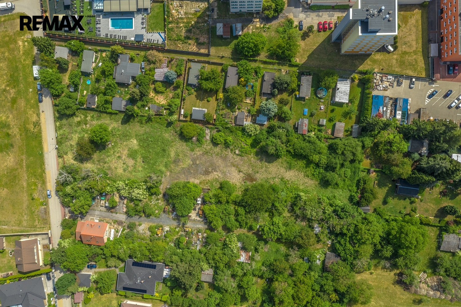 Prodej stavebního pozemku 4 940 m² – fotografie 3