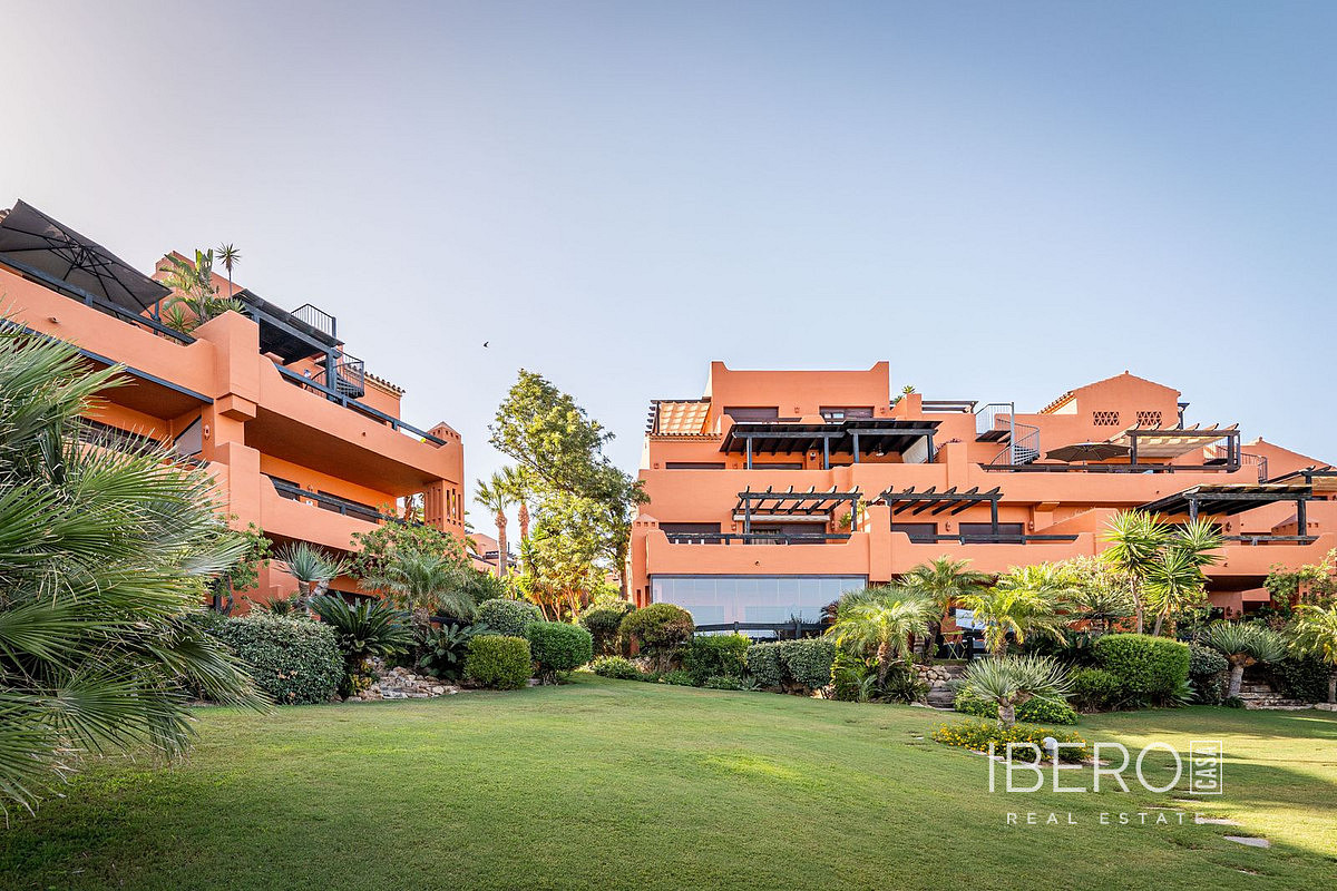 Piso 4+kk – Estepona, Urbanización Altos de Guadalobon, Urbanización Puerto Estepona (Seghers) - Vista 2