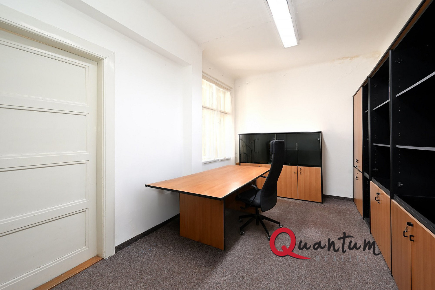 Pronájem kanceláře 60 m² — photo 2