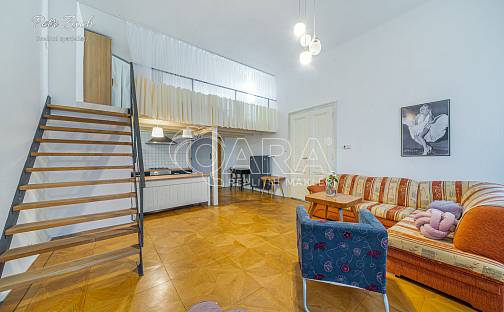 Prodej bytu 2+kk 125 m², Hlavní náměstí, Šternberk, okres Olomouc