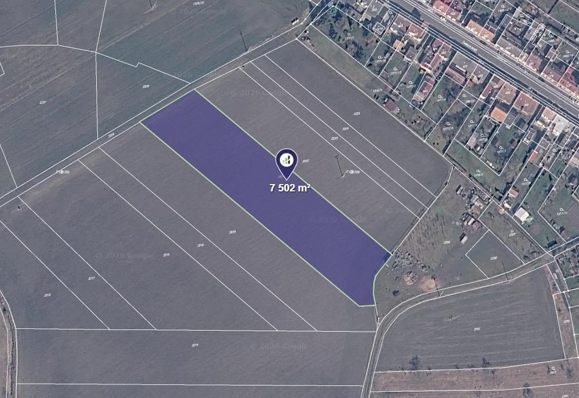 Prodej pole 7 502 m²