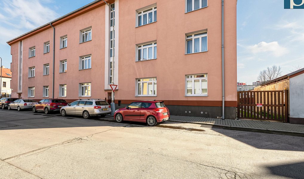 Prodej bytu 3+1 107 m², Kladno – náhled fotky 27