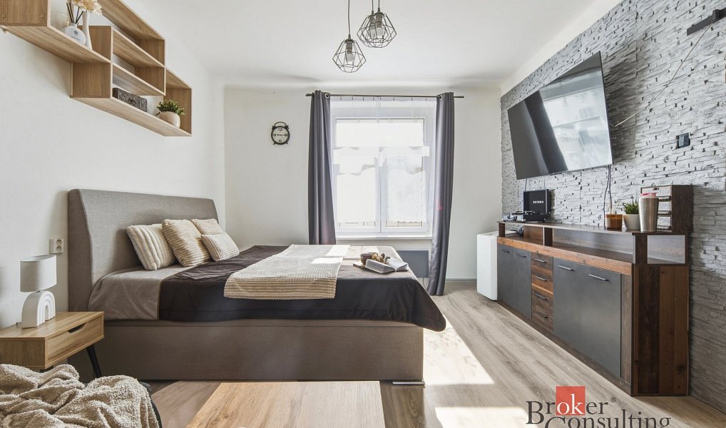 Prodej bytu 1+1 59 m², Hradec Králové – náhled fotky 8