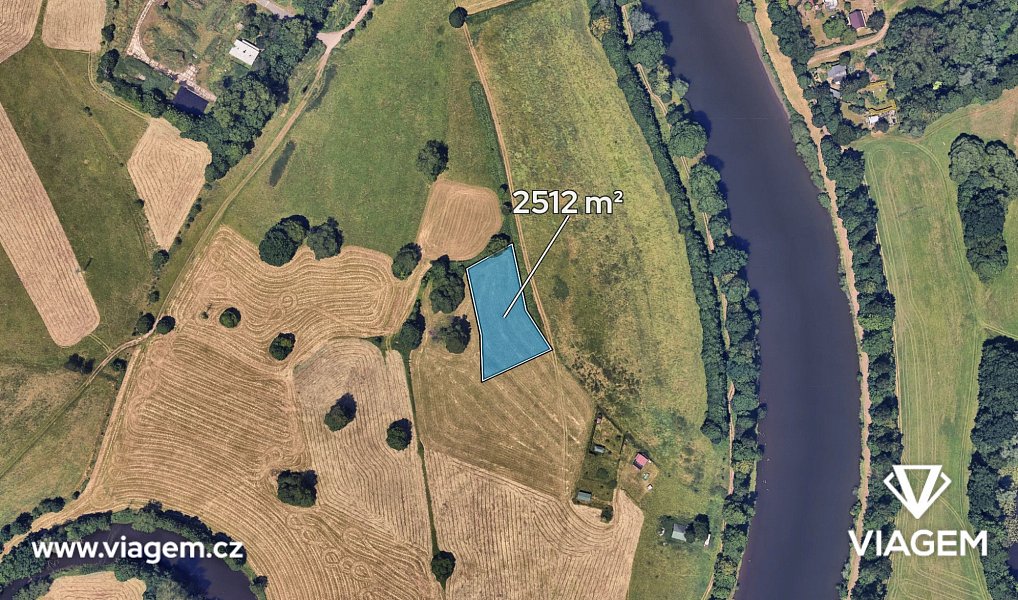 Prodej pole 628 m², Hradec Králové – náhled fotky 2