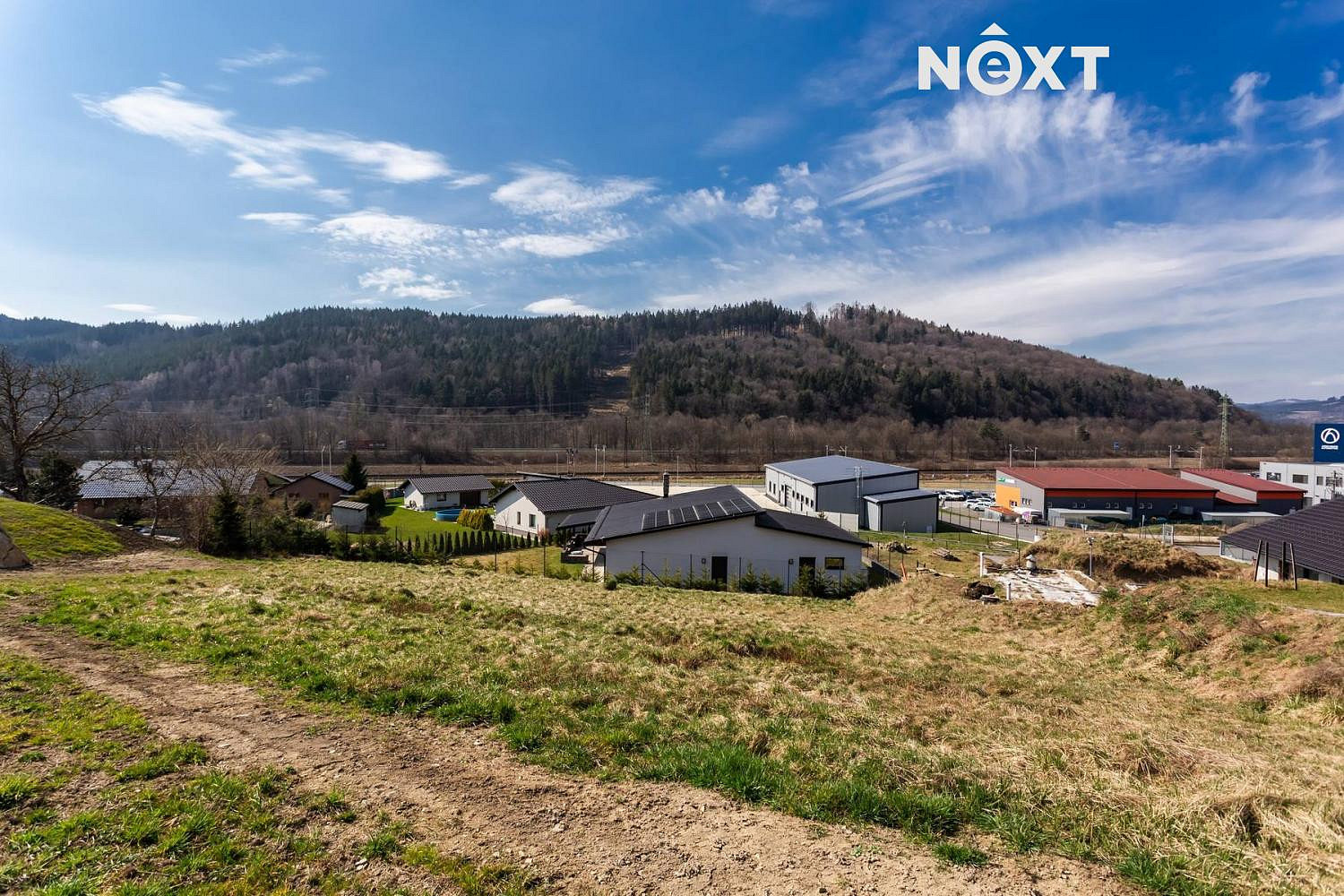 Prodej stavebního pozemku 1 078 m² – fotografie 2