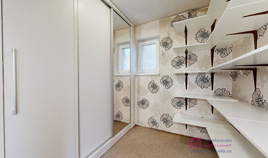 Prodej domu 188 m² s pozemkem 135 m², Hodonín – náhled fotky 14