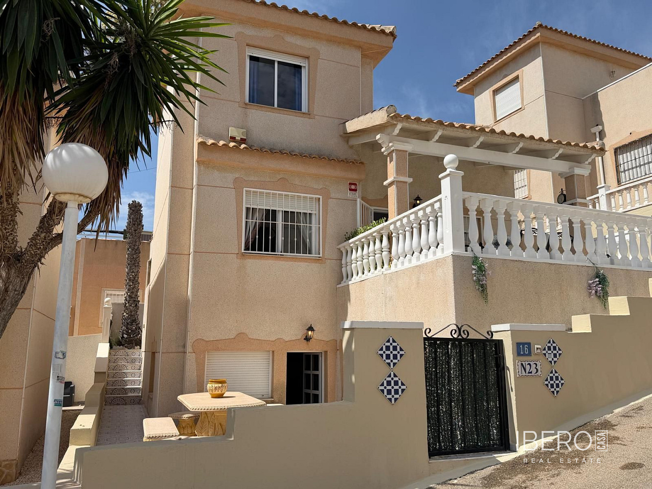 Prodej domu 142 m² s pozemkem 190 m²