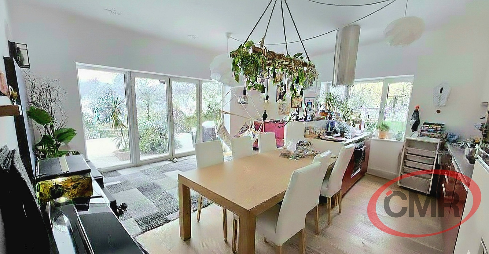 Pronájem domu 200 m² s pozemkem 534 m² – fotografie 2