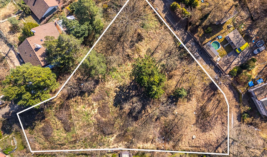 Prodej stavebního pozemku 2 902 m², Zdiby – náhled fotky 2
