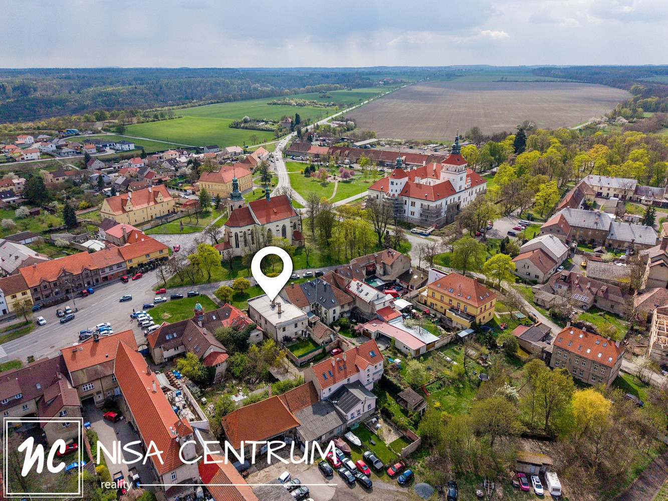 Prodej domu 460 m² s pozemkem 385 m² – pohled 4