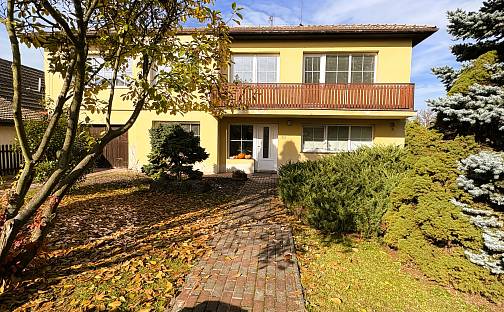 Prodej domu 400 m² s pozemkem 1 320 m², Sluhy, okres Praha-východ