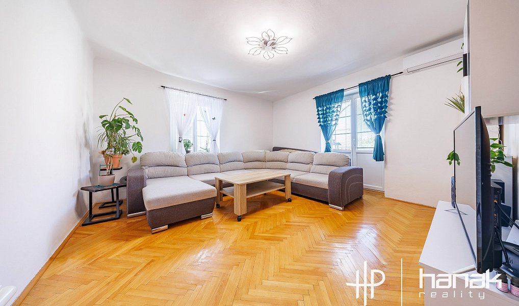 Prodej bytu 4+1 72 m², Šternberk – náhled fotky 4