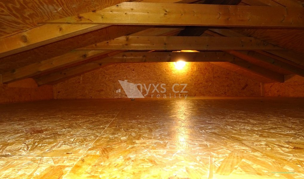 Prodej domu 212 m² s pozemkem 471 m², Jeneč – náhled fotky 23