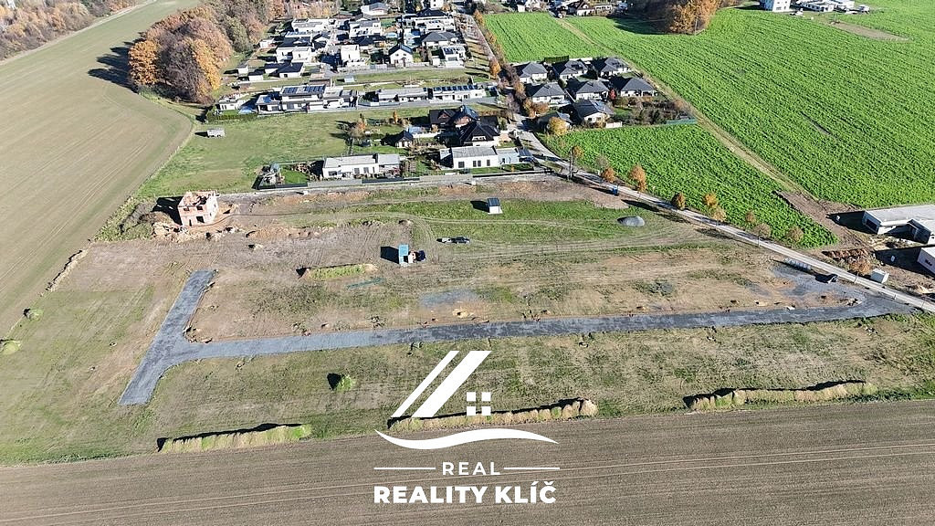 Prodej stavebního pozemku 940 m² – fotografie 5