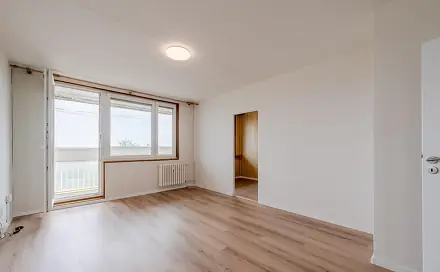 Pronájem bytu 3+1 83 m², Chotovická, Praha 8 - Kobylisy