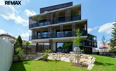 Pronájem bytu 3+kk 86 m²