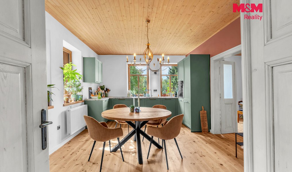 Prodej domu 180 m² s pozemkem 3 926 m², Radim – náhled fotky 4