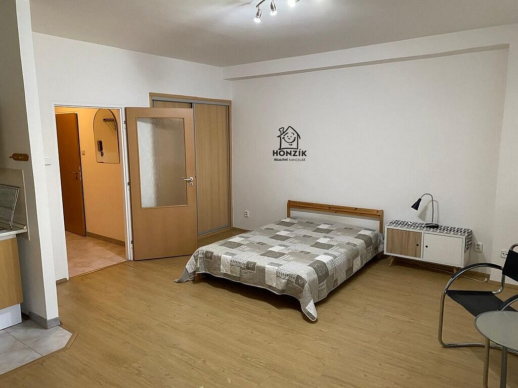 Prodej bytu 1+kk 43 m² – fotografie 3
