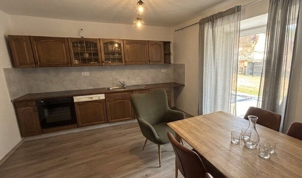 Prodej domu 152 m² s pozemkem 2 138 m², Rovná – náhled fotky 8