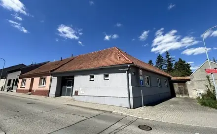 Prodej domu 110 m² s pozemkem 1 649 m², náměstí Karla IV., Brno - Líšeň