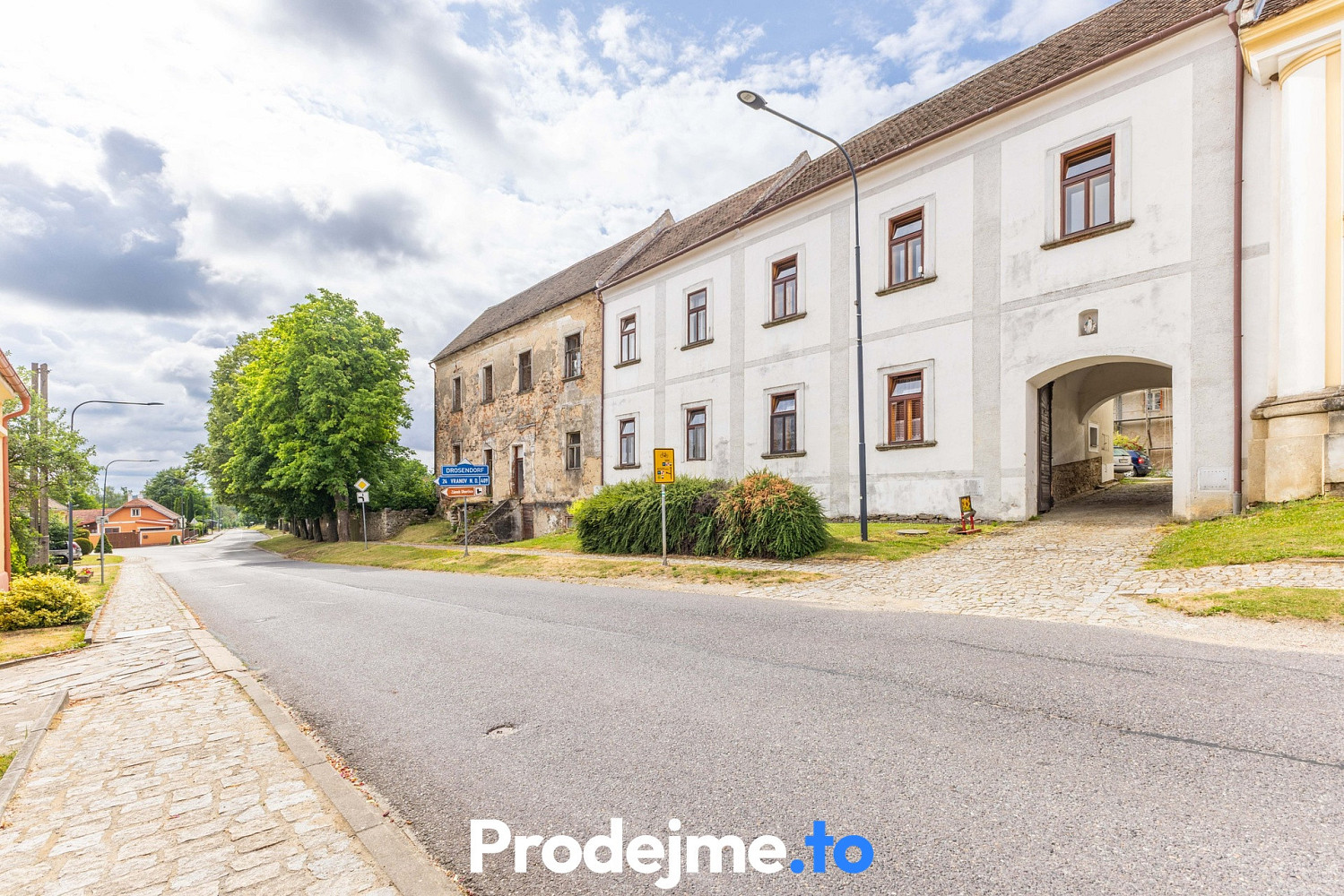 Prodej domu 180 m² s pozemkem 282 m² – fotografie 2
