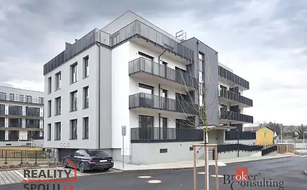 Prodej bytu 1+kk 34 m², Ke křížku, Kladno - Dubí
