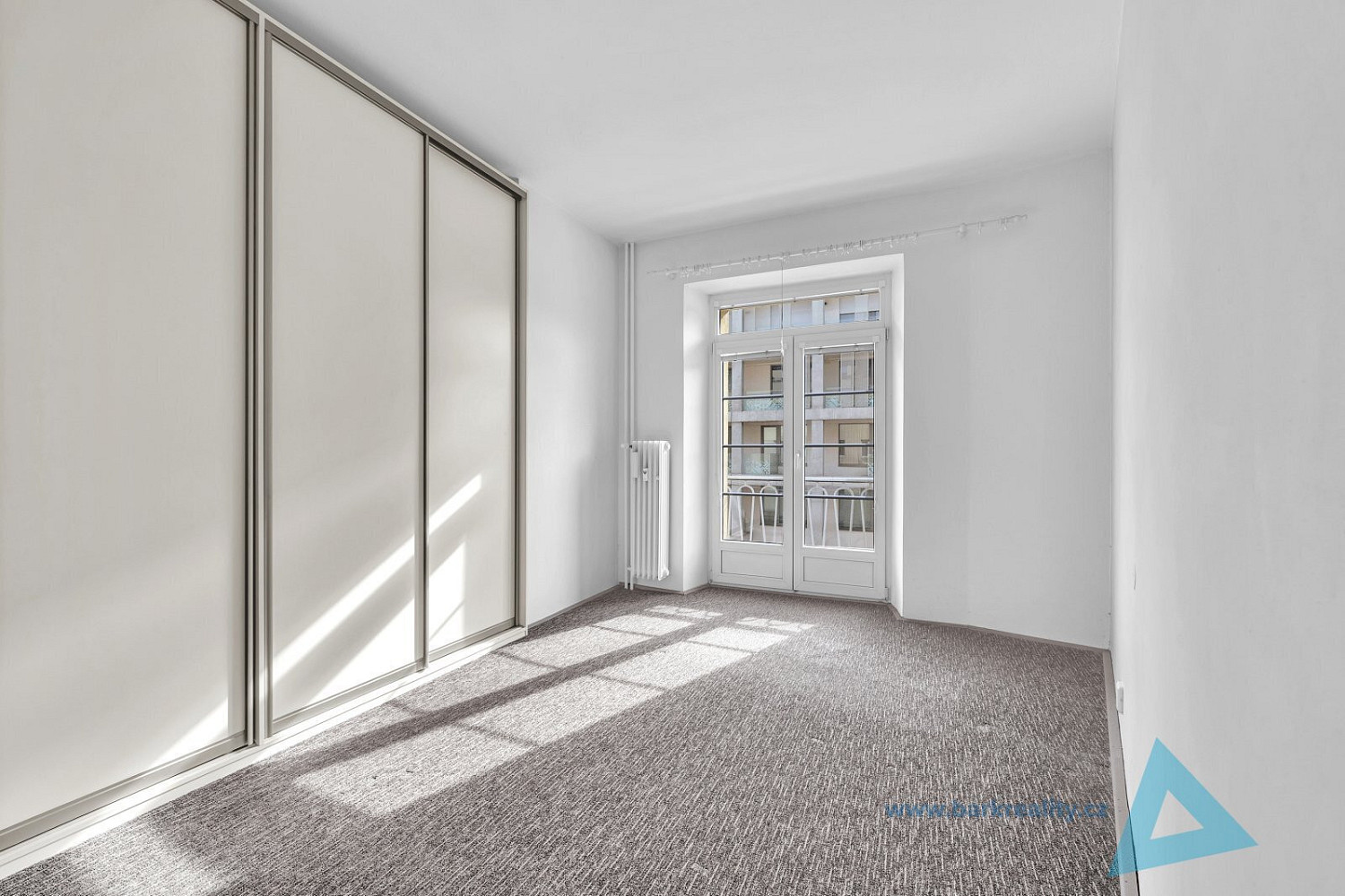 Prodej bytu 2+1 70 m² – fotografie 3