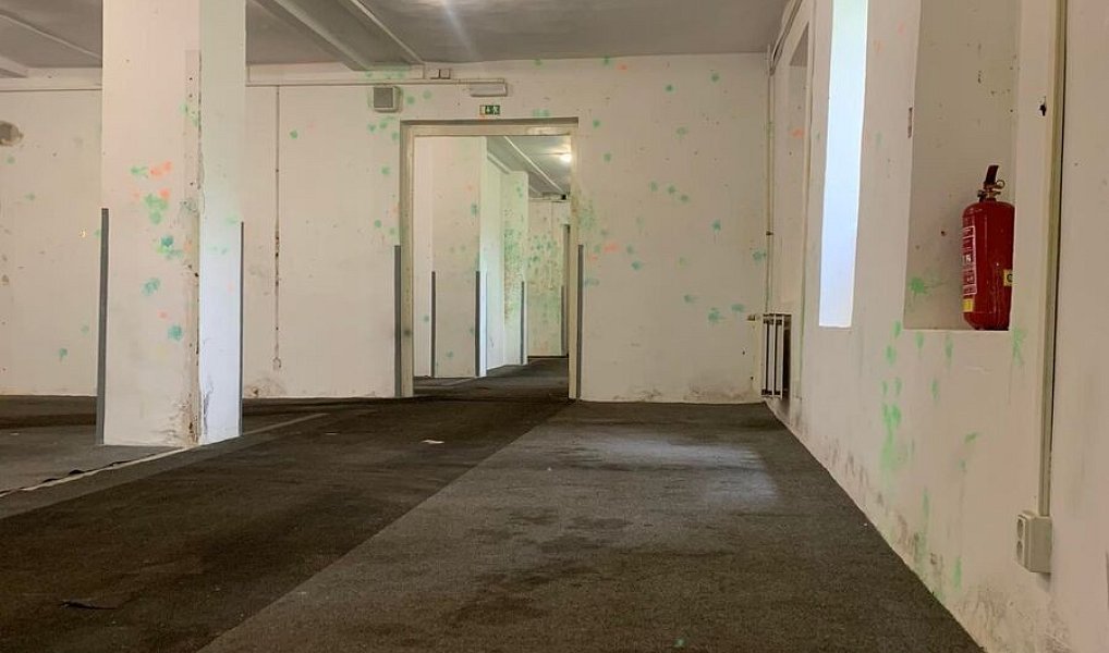 Pronájem skladovacích prostor 750 m², Karlovy Vary – náhled fotky 3