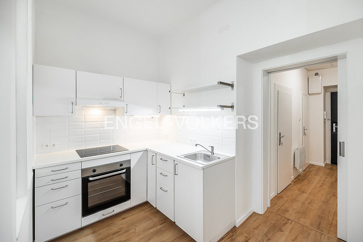 Pronájem bytu 2+kk 43 m² — photo 2