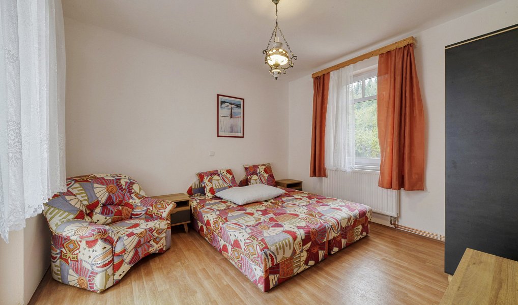 Prodej restaurace 899 m², Mariánské Lázně – náhled fotky 12