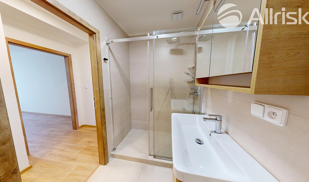 Prodej bytu 3+1 62 m², Opava – náhled fotky 16