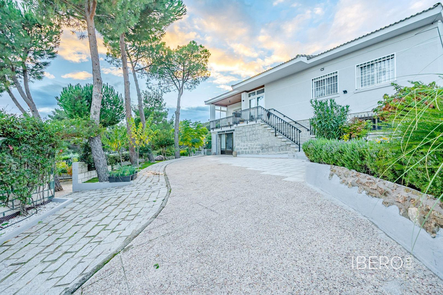 Casa 6+kk – Valdemorillo - Vista 2
