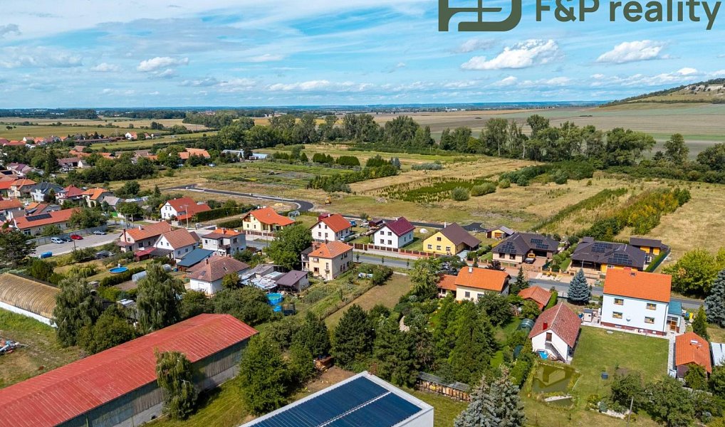 Prodej zahrady 640 m², Opolany – náhled fotky 6