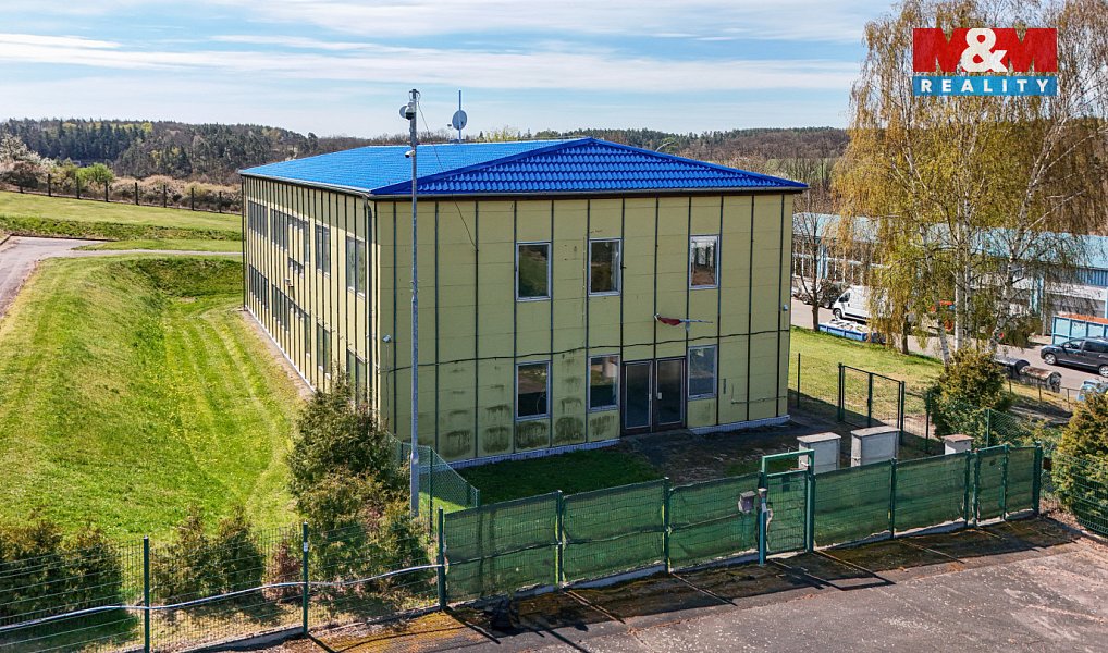 Pronájem obchodních prostor 700 m², Stříbro – náhled fotky 18
