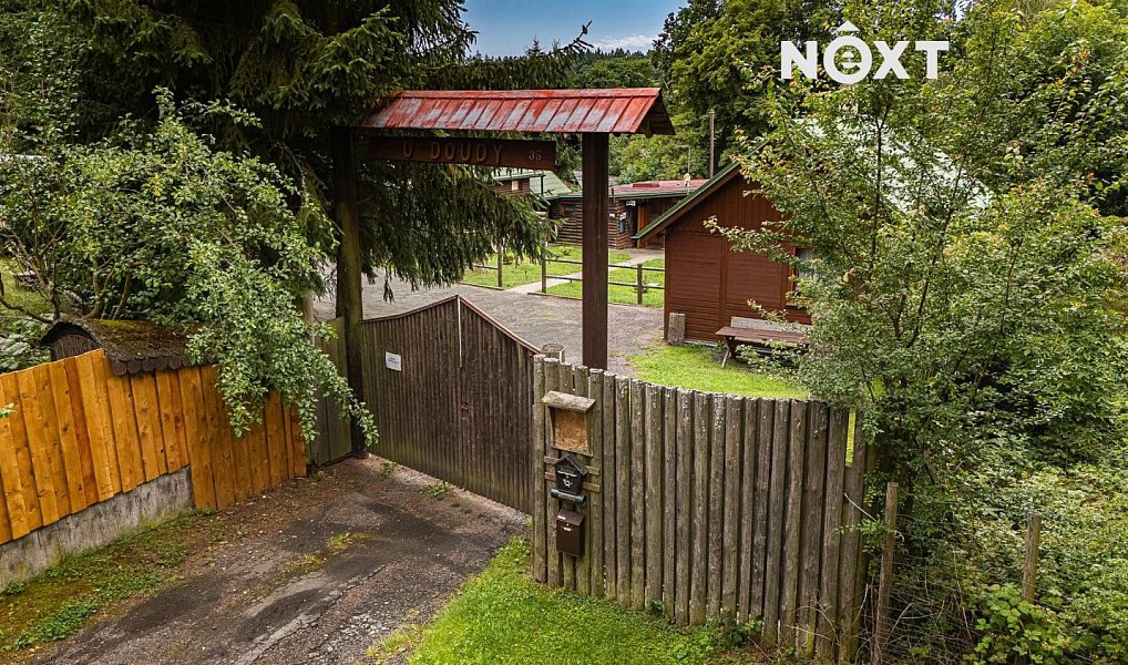Prodej domu 380 m² s pozemkem 3 150 m², Čestín – náhled fotky 5