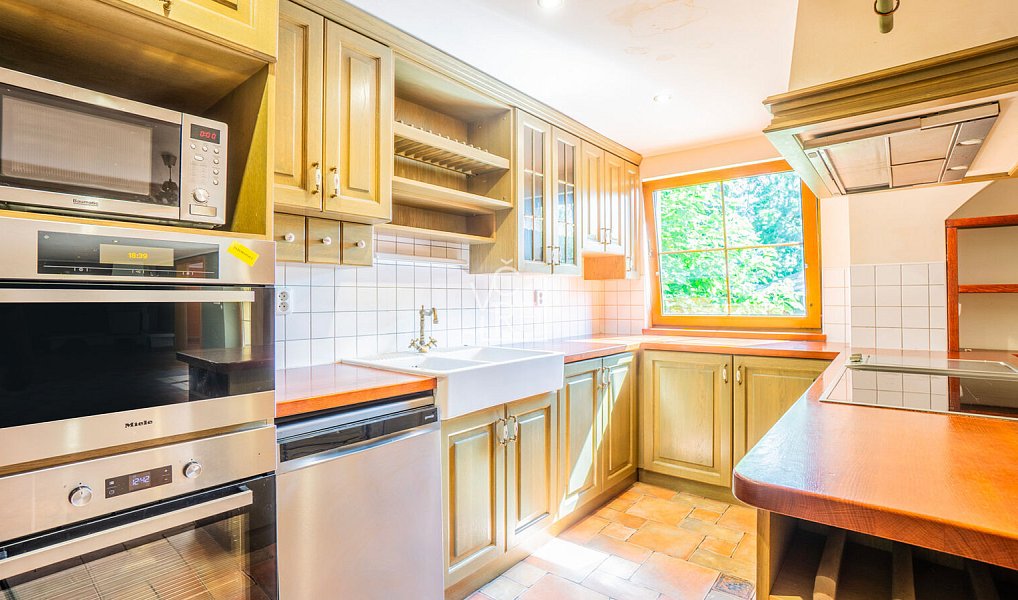 Prodej domu 260 m² s pozemkem 1 754 m², Mělník – náhled fotky 9
