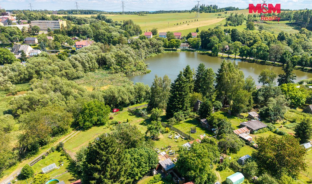 Prodej zahrady 878 m², Bochov – náhled fotky 12