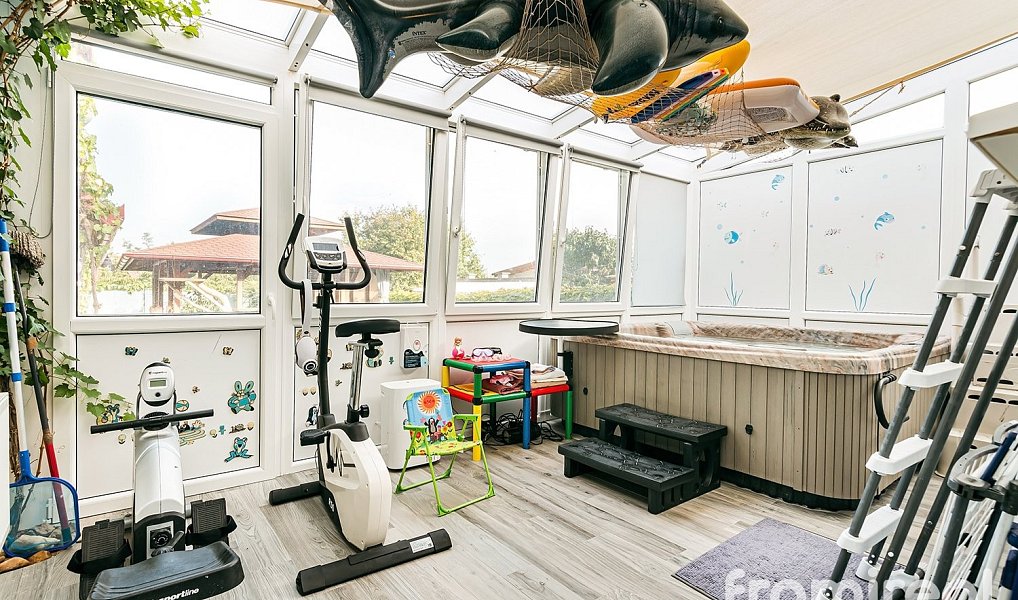 Prodej domu 250 m² s pozemkem 516 m², Strachotín – náhled fotky 14