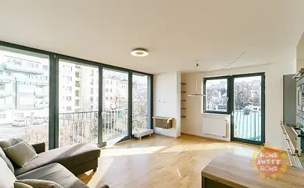 Pronájem bytu 3+kk 64 m²
