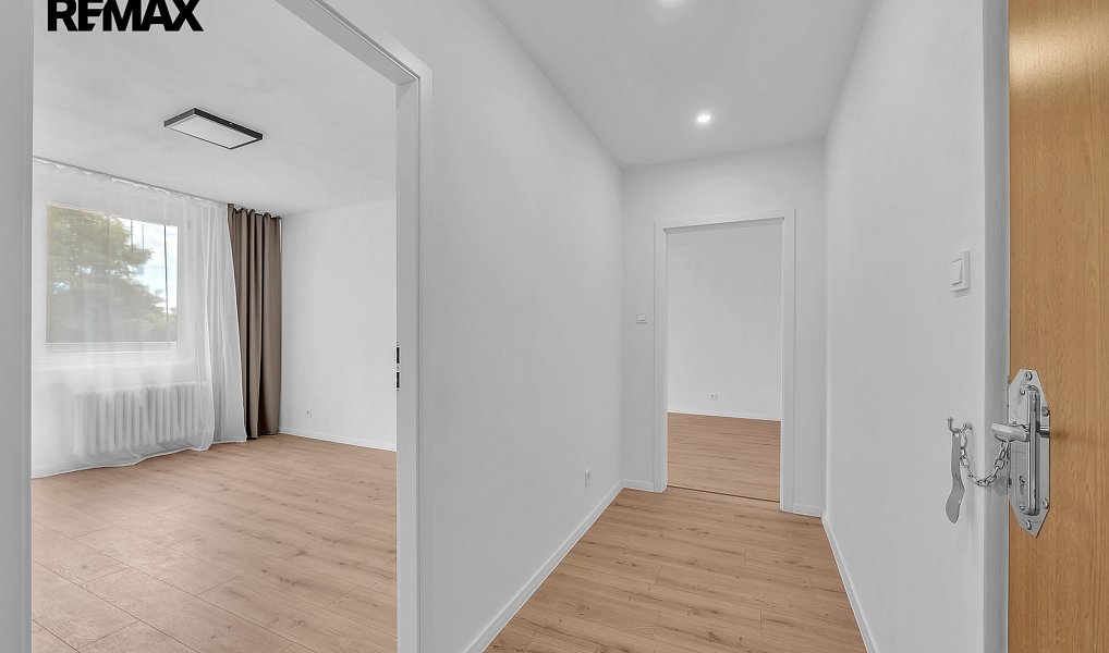 Prodej bytu 3+1 95 m², Hradec Králové – náhled fotky 7